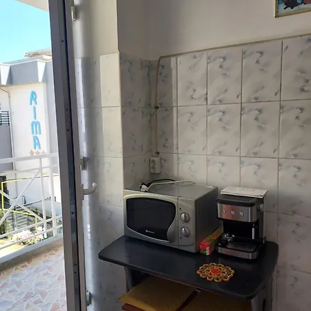 Garsoniera Doina דירה אפורי נורד