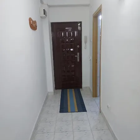 Apartment Garsoniera Doina *